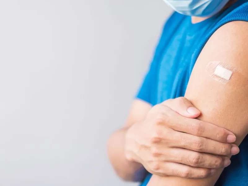 Flu vaccination at pharmacy