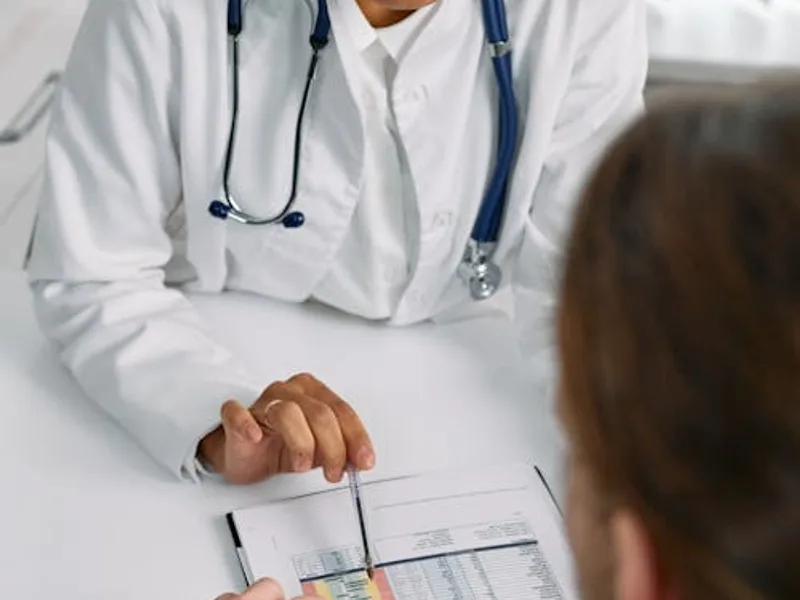 Infected insect bite treatment at pharmacy